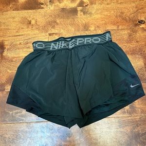 NWOT Nike Pro shorts
